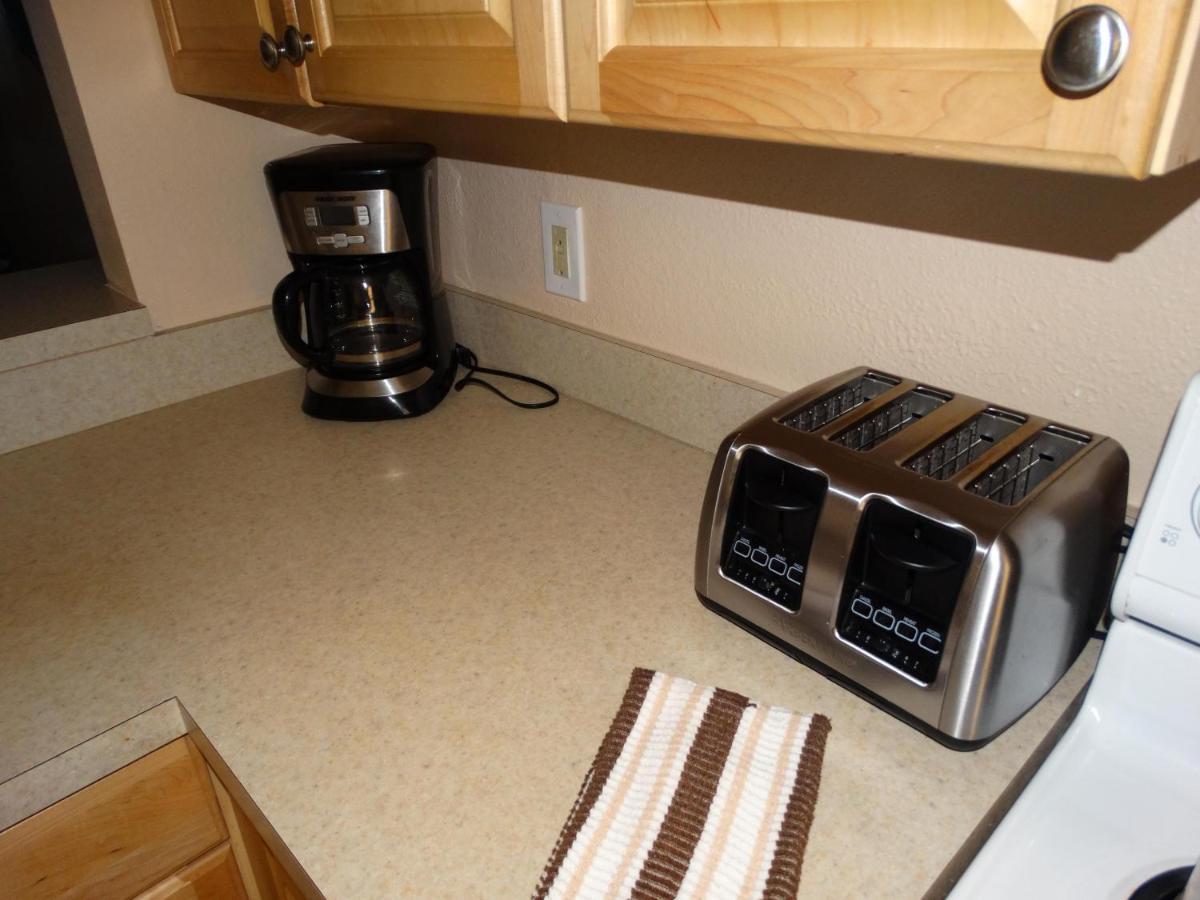 Spanish Main Unit 4- Direct Oceanfront Condo! Cocoa Beach Eksteriør bilde