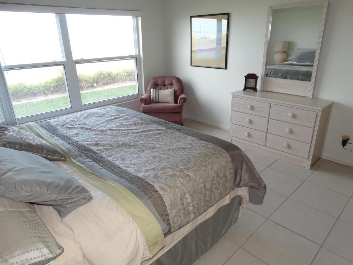 Spanish Main Unit 4- Direct Oceanfront Condo! Cocoa Beach Eksteriør bilde