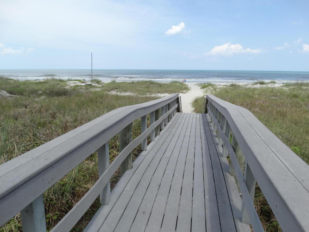 Spanish Main Unit 4- Direct Oceanfront Condo! Cocoa Beach Eksteriør bilde