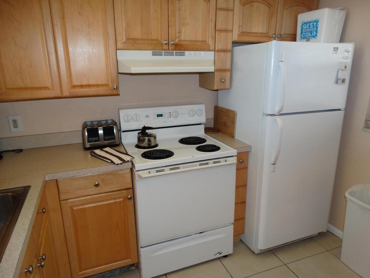 Spanish Main Unit 4- Direct Oceanfront Condo! Cocoa Beach Eksteriør bilde